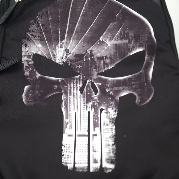 Marvel the Punisher Superhero Laptop Backpack Black New - Picture 4 of 7